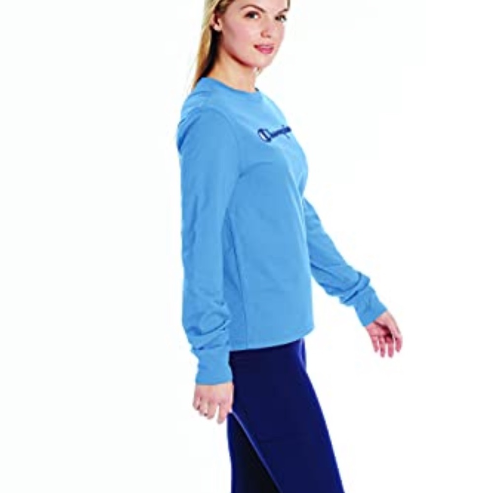 Champion Women's Classic Long-Sleeve T-Shirt with Script Logo . Size XL